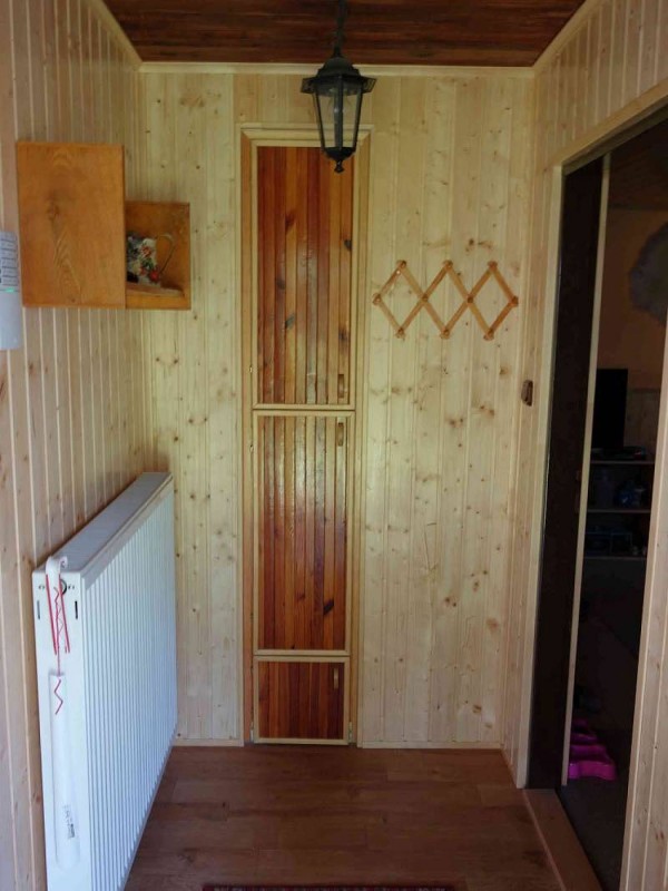 CHATA K PRONÁJMU U RYBNÍKA