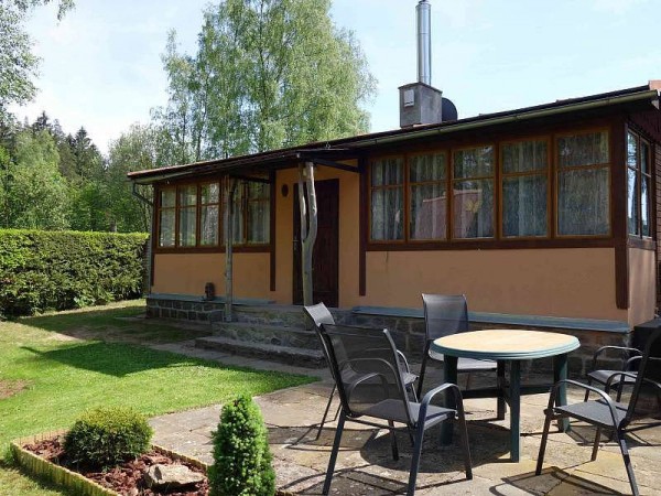 CHATA K PRONÁJMU U RYBNÍKA