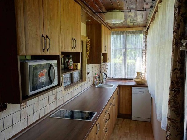 CHATA K PRONÁJMU U RYBNÍKA