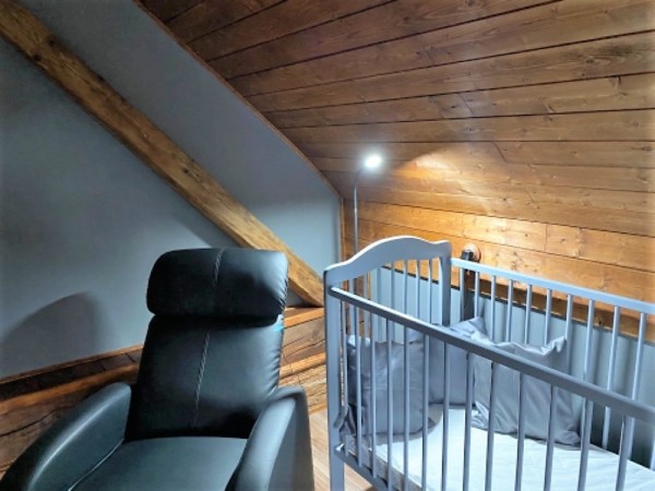PRONÁJEM WELLNESS CHALUPY S BAZÉNEM, VÍŘIVKOU A SAUNOU
