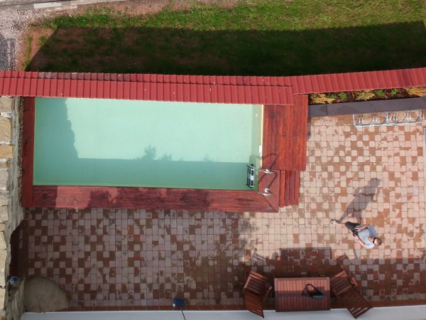 PRONÁJEM WELLNESS CHALUPY S BAZÉNEM, VÍŘIVKOU A SAUNOU