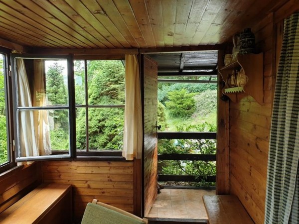 LEVNÁ TURISTICKÁ CHATA NA SLAPECH