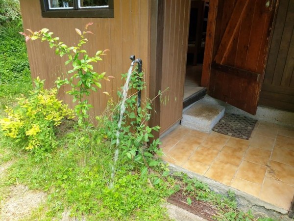 LEVNÁ TURISTICKÁ CHATA NA SLAPECH