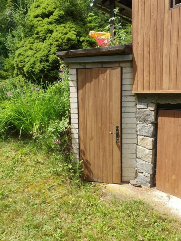 LEVNÁ TURISTICKÁ CHATA NA SLAPECH