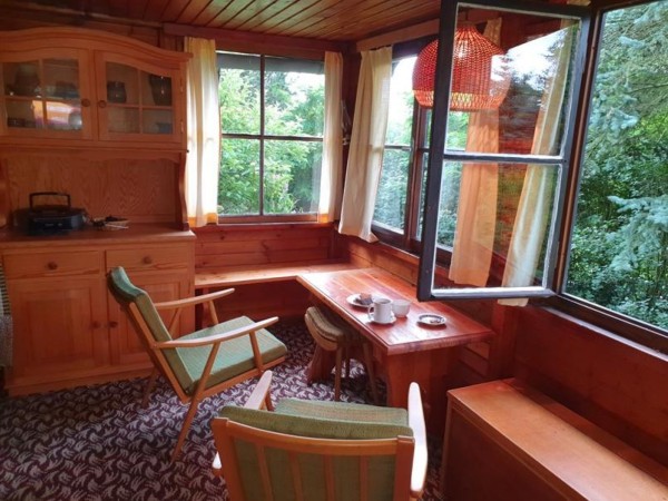 LEVNÁ TURISTICKÁ CHATA NA SLAPECH