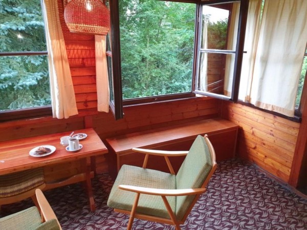 LEVNÁ TURISTICKÁ CHATA NA SLAPECH