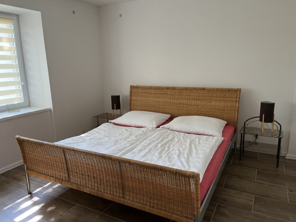 CHALUPA S BAZÉNEM V JIŽNÍCH ČECHÁCH