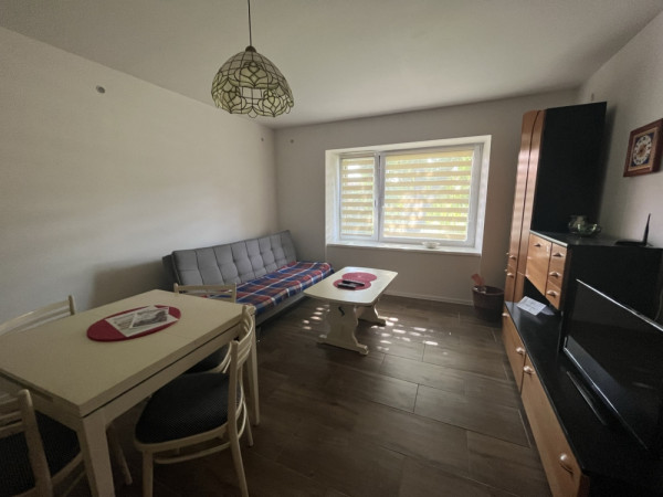 CHALUPA S BAZÉNEM V JIŽNÍCH ČECHÁCH