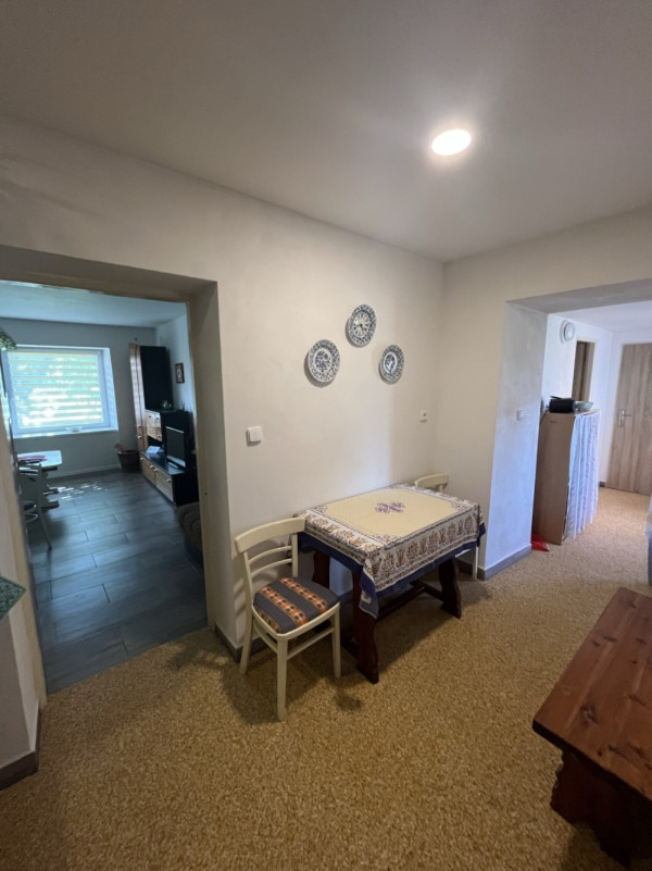 CHALUPA S BAZÉNEM V JIŽNÍCH ČECHÁCH