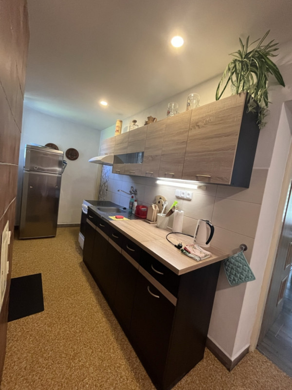 CHALUPA S BAZÉNEM V JIŽNÍCH ČECHÁCH