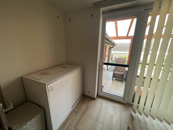 CHALUPA S BAZÉNEM V JIŽNÍCH ČECHÁCH