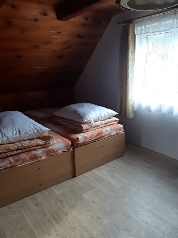 CHATA U KNÍŽECÍHO RYBNÍKU