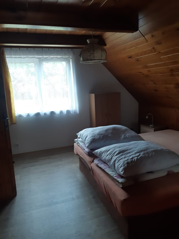 CHATA U KNÍŽECÍHO RYBNÍKU