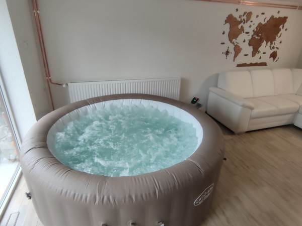 LUXUSNÍ CHATA S WELLNESS
