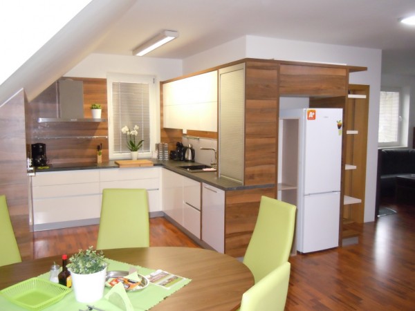 UBYTOVÁNÍ U ZLÍNA