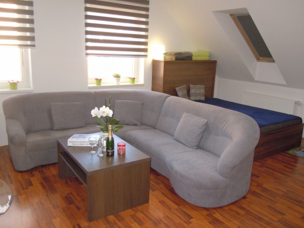 UBYTOVÁNÍ U ZLÍNA