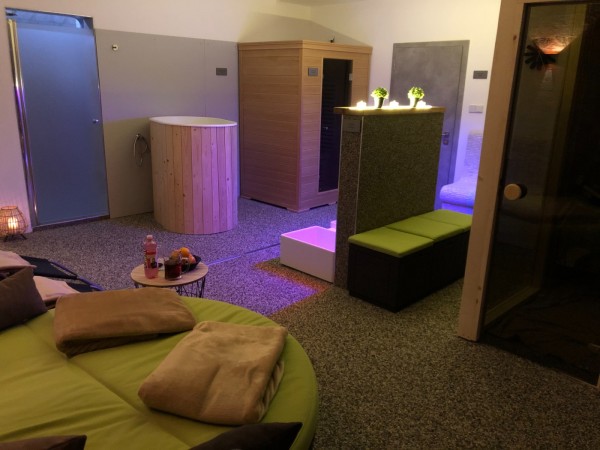 UBYTOVÁNÍ U ZLÍNA