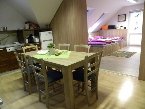 UBYTOVÁNÍ U ZLÍNA