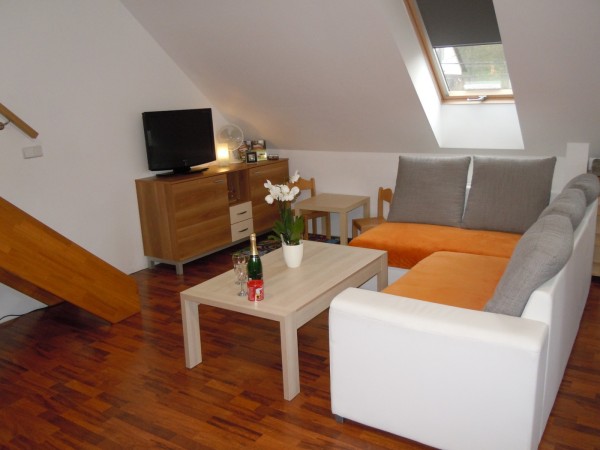 UBYTOVÁNÍ U ZLÍNA