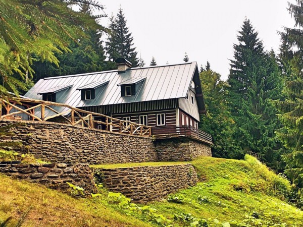 CHALUPA PRO RODINY S DĚTMI V KRKONOŠÍCH