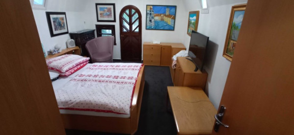 WELLNESS ZÓNA S VNITŘNÍM BAZÉNEM A SAUNAMI