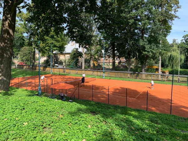 WELLNESS ZÓNA S VNITŘNÍM BAZÉNEM A SAUNAMI