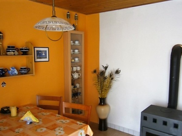 CHATA U LUŽNICE PRO RYBÁŘE