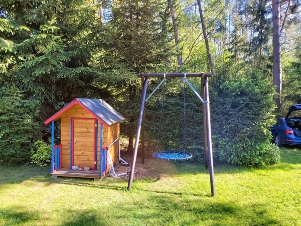 CHATA U LUŽNICE PRO RYBÁŘE