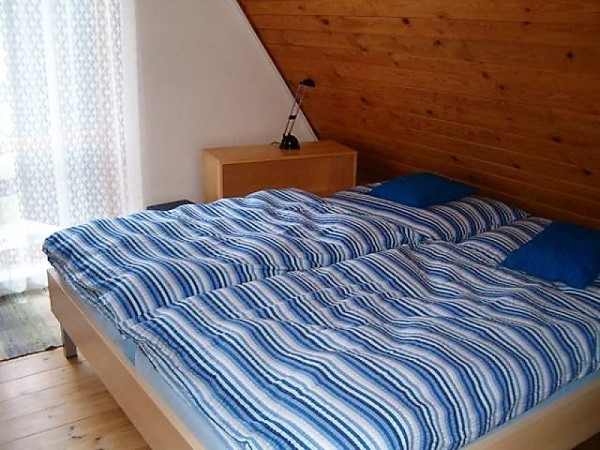 CHATA U LUŽNICE PRO RYBÁŘE