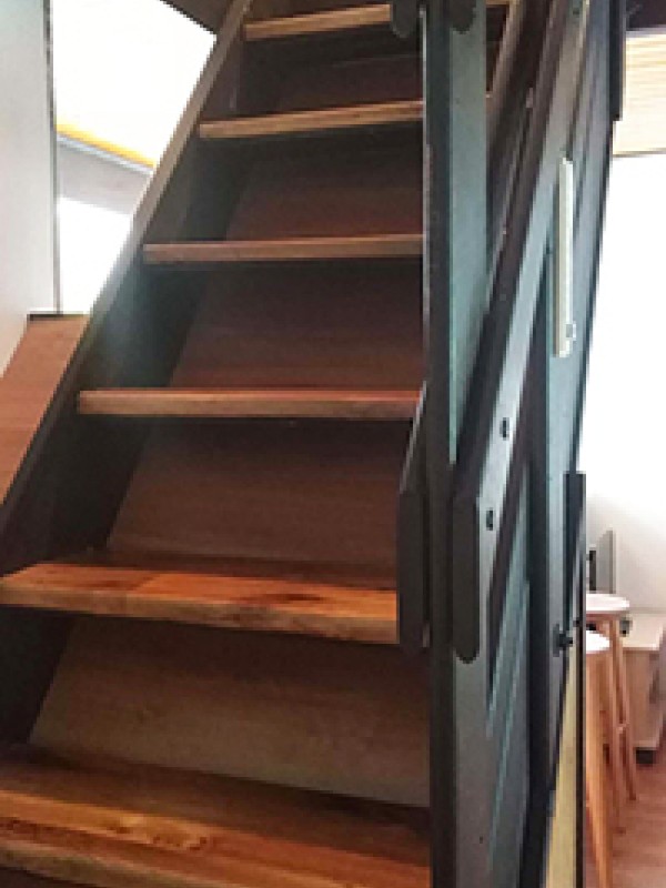 CHATA K PRONÁJMU S BAZÉNEM