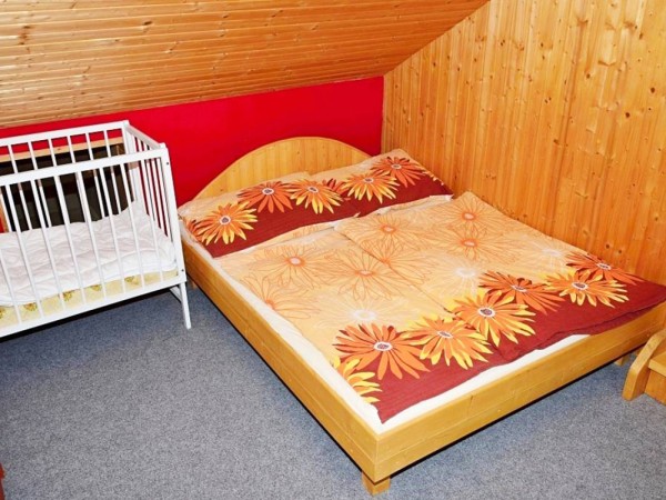 CHATA K PRONÁJMU ČERNÁ STUDNICE