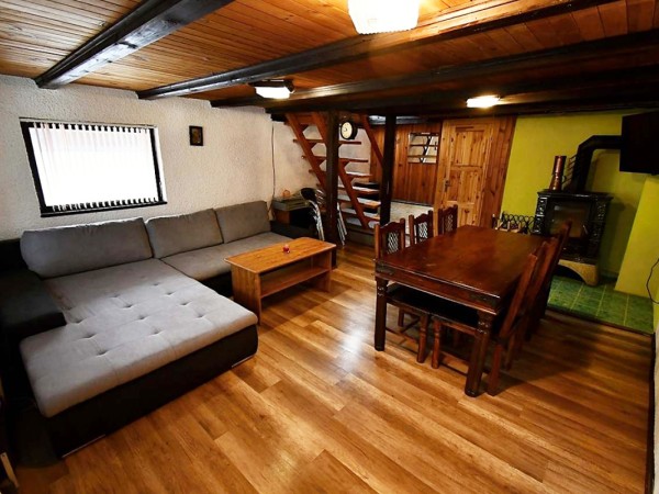 CHATA K PRONÁJMU ČERNÁ STUDNICE