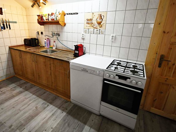 CHATA K PRONÁJMU ČERNÁ STUDNICE