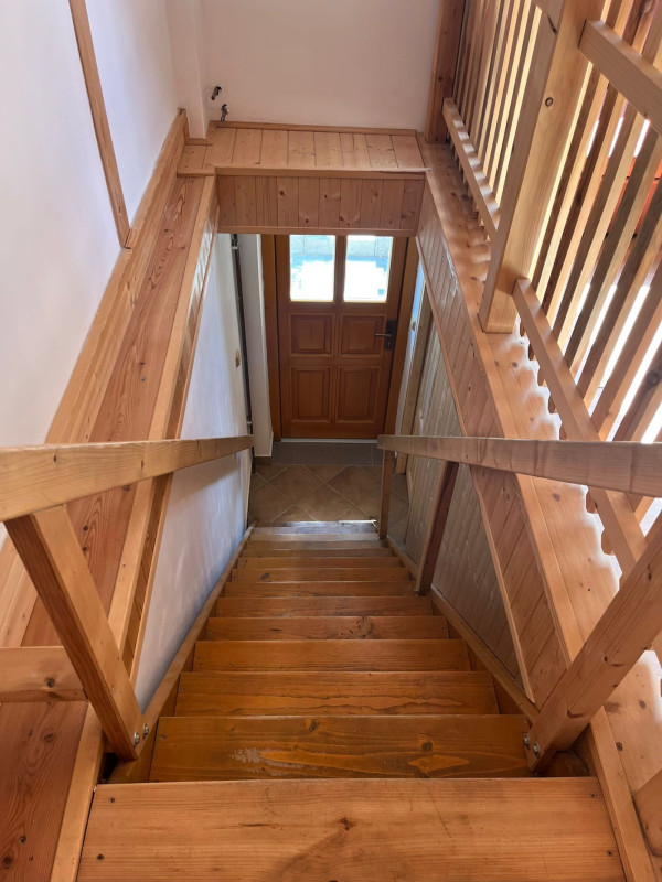 APARTMÁN SE ZAHRADOU A VELKÝM BAZÉNEM