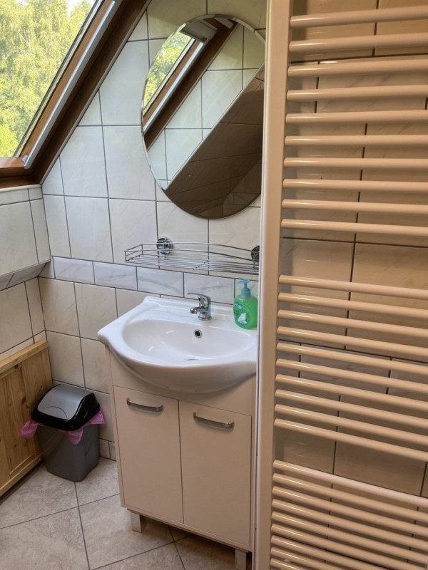 APARTMÁN SE ZAHRADOU A VELKÝM BAZÉNEM