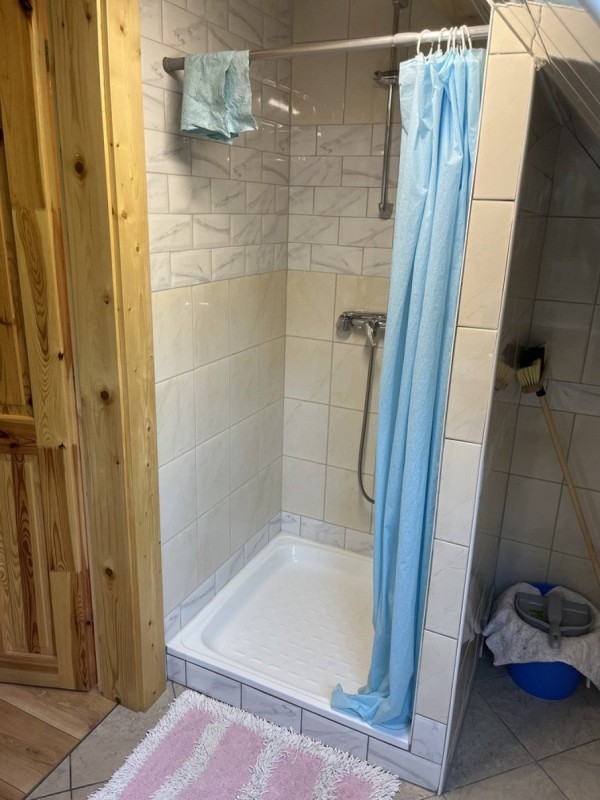 APARTMÁN SE ZAHRADOU A VELKÝM BAZÉNEM