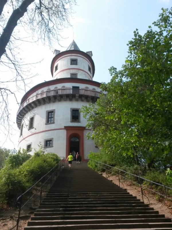 CHATA PRO RODINU S DĚTMI ČESKÝ RÁJ