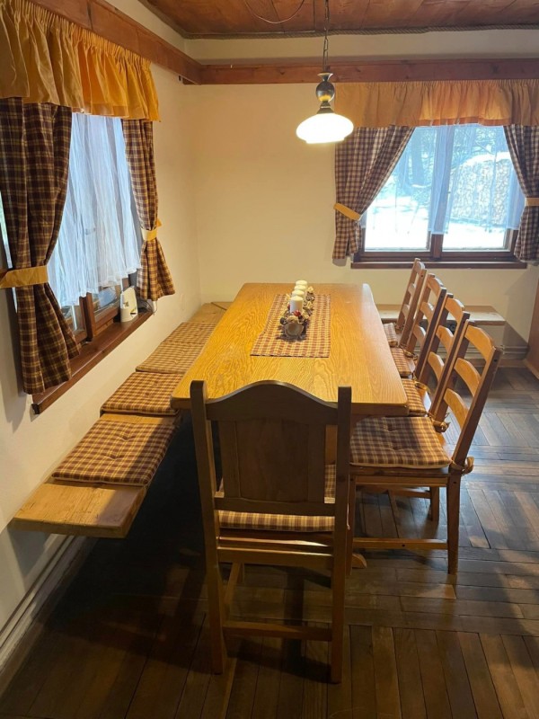 CHALUPA V KRKONOŠÍCH S KOUPACÍM SUDEM