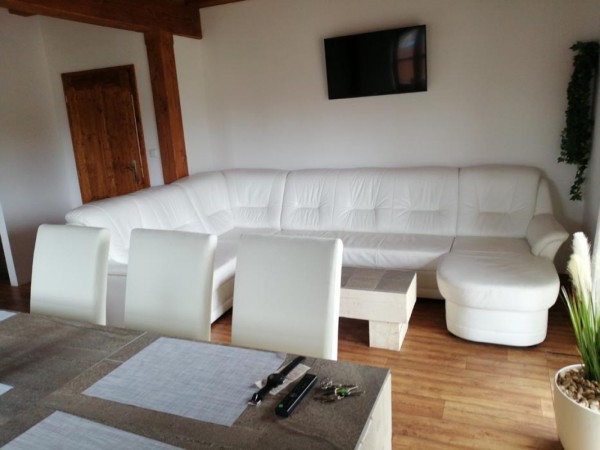 ROUBENÁ CHALUPA S BAZÉNEM A VÍŘIVKOU KRKONOŠE