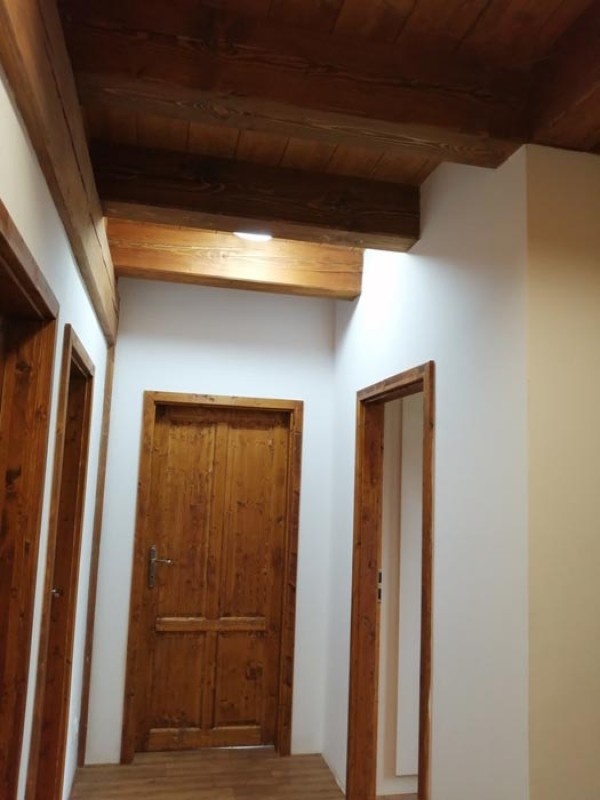 ROUBENÁ CHALUPA S BAZÉNEM A VÍŘIVKOU KRKONOŠE