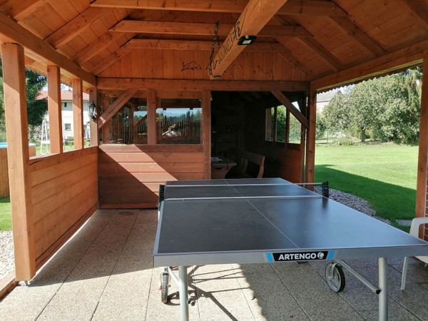 ROUBENÁ CHALUPA SE SAUNOU, BAZÉNEM A VÍŘIVKOU KRKONOŠE