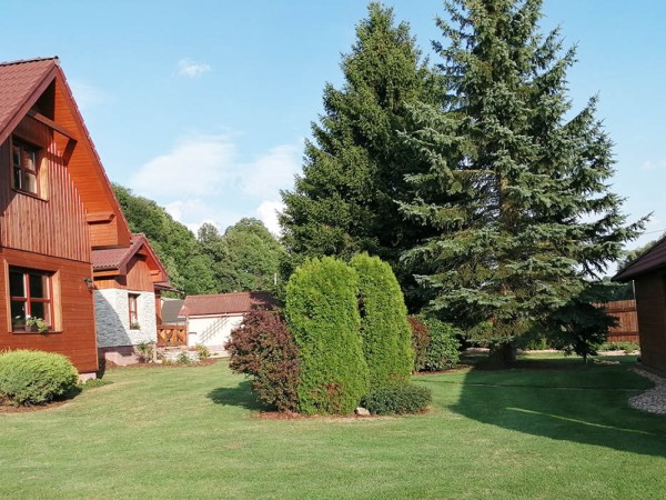 ROUBENÁ CHALUPA SE SAUNOU, BAZÉNEM A VÍŘIVKOU KRKONOŠE