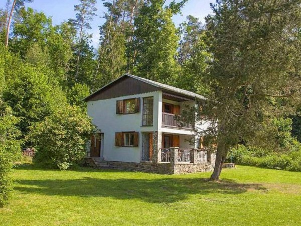 LUXUSNÍ CHATA U ŘEKY LUŽNICE PRO RODINY S DĚTMI