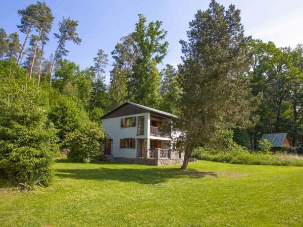 LUXUSNÍ CHATA U ŘEKY LUŽNICE PRO RODINY S DĚTMI