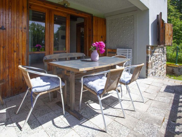 LUXUSNÍ CHATA U ŘEKY LUŽNICE PRO RODINY S DĚTMI