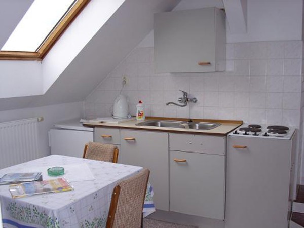 UBYTOVÁNÍ U CYKLOSTEZKY