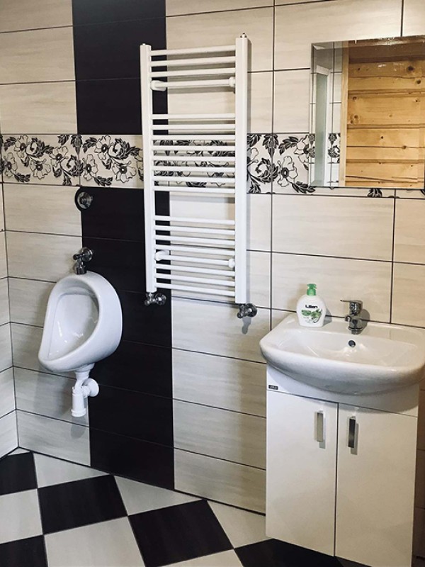 CHALUPA S BAZÉNEM JESENÍKY - SPORTOVNÍ RYBOLOV