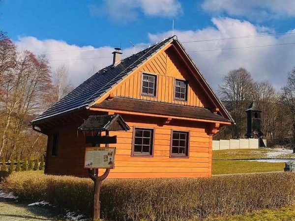 CHALUPA S BAZÉNEM JESENÍKY - SPORTOVNÍ RYBOLOV