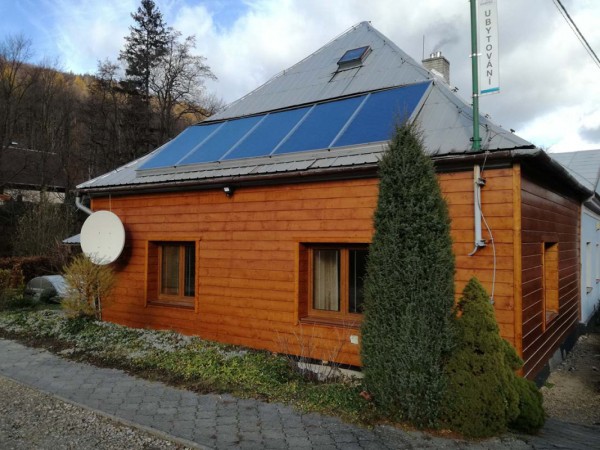 BEZBARIÉROVÁ CHALUPA S BAZÉNEM A SAUNOU JESENÍKY