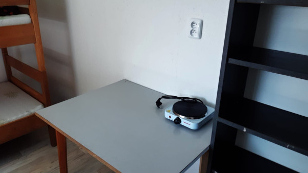 LEVNÉ UBYTOVÁNÍ U RYBNÍKA